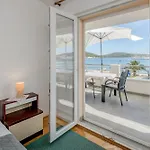 公寓 Seafront With Terrace 4 Bedrooms And Mooring
