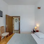公寓 Seafront With Terrace 4 Bedrooms And Mooring