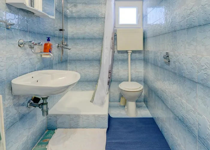 Seafront With Terrace 4 Bedrooms And Mooring Rogoznica (Sibenik-Knin)